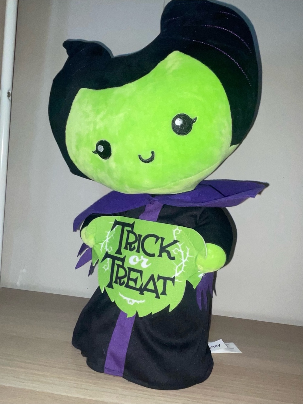 Disney Villains Sleeping Beauty Maleficent Halloween Decor Door Greeter